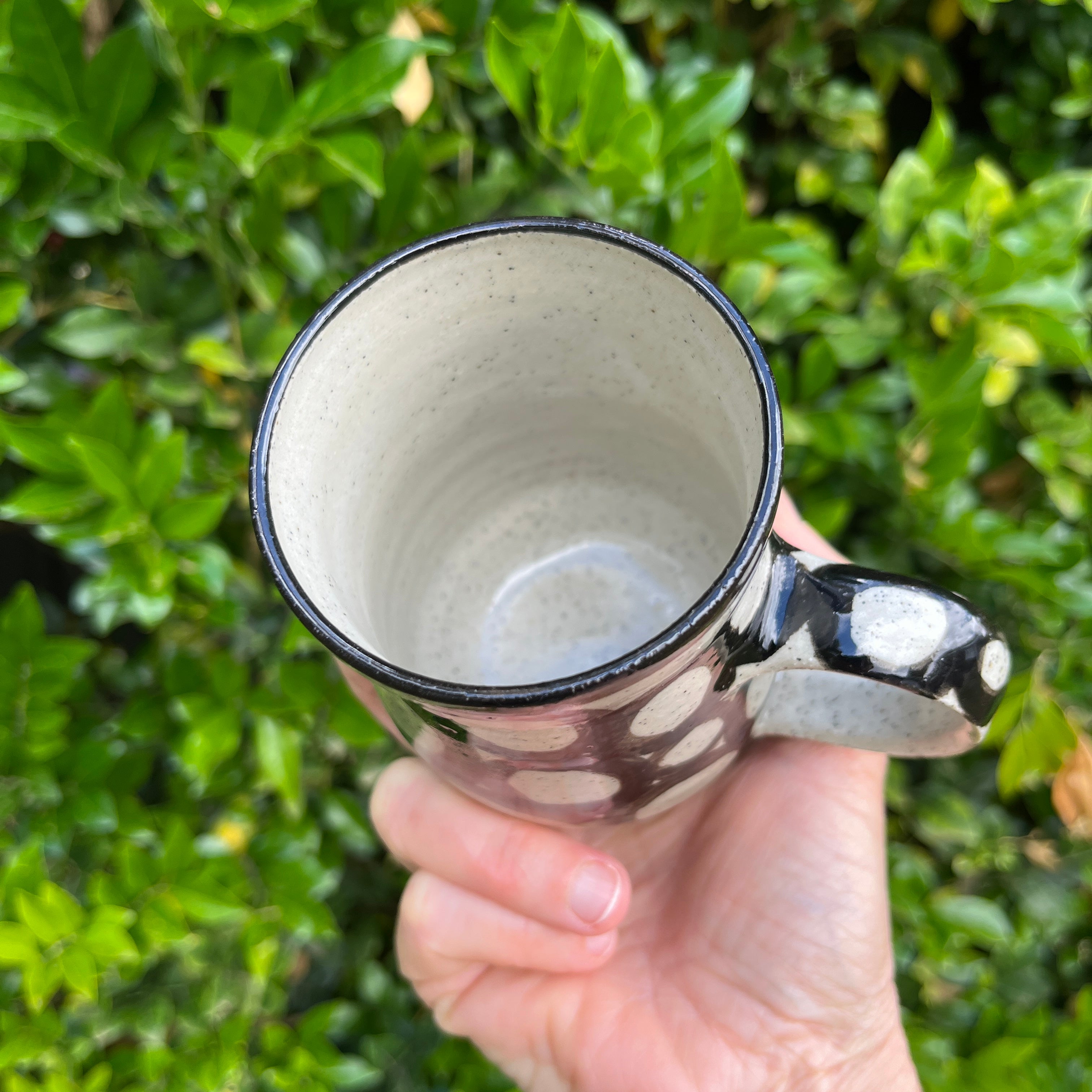 Comfortable Handcrafted Stoneware Mug – Modern Circle Pattern