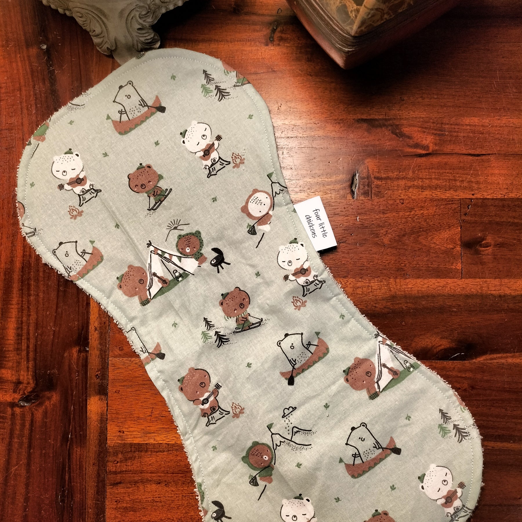 ADVENTURE BEARS BURP CLOTH WHITE TOWELLING