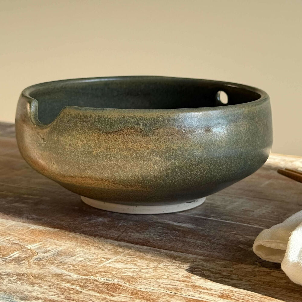 Australian-Ceramic-Pottery-Artist-Ana-Ceramica-Home-Decor-Kitchen-and-Dining-Servingware-donburi-bowl-with-chopsticks-wheel-thrown-pottery