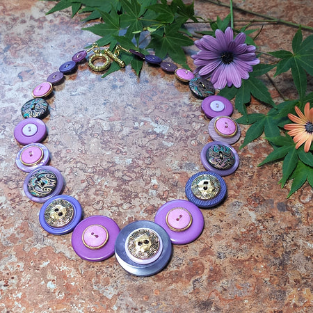 Button necklace - Royal Purple