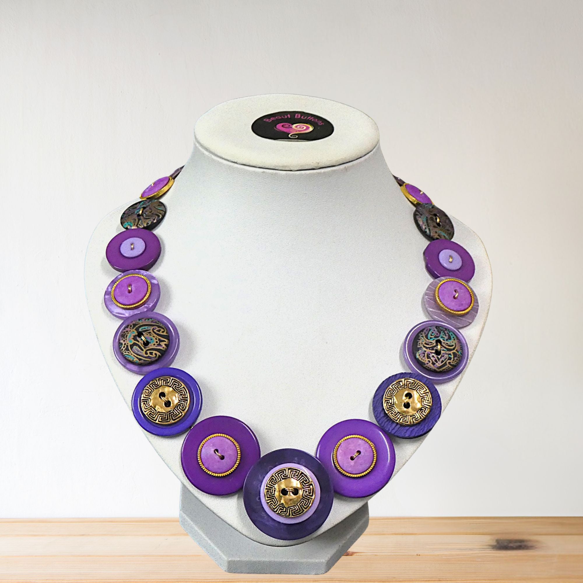 Button necklace - Royal Purple