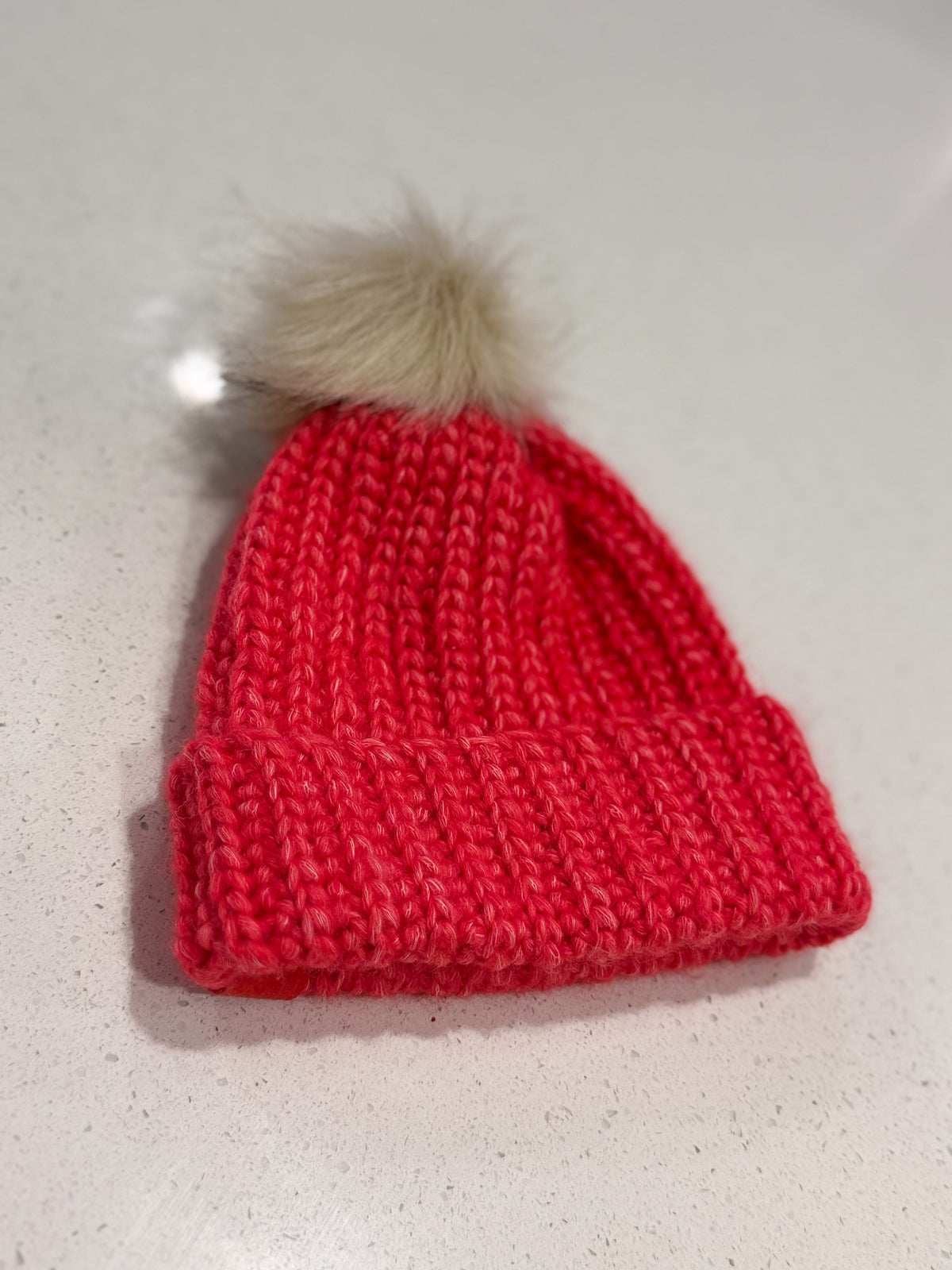 #096 Childrens Beanie with detachable Bobble