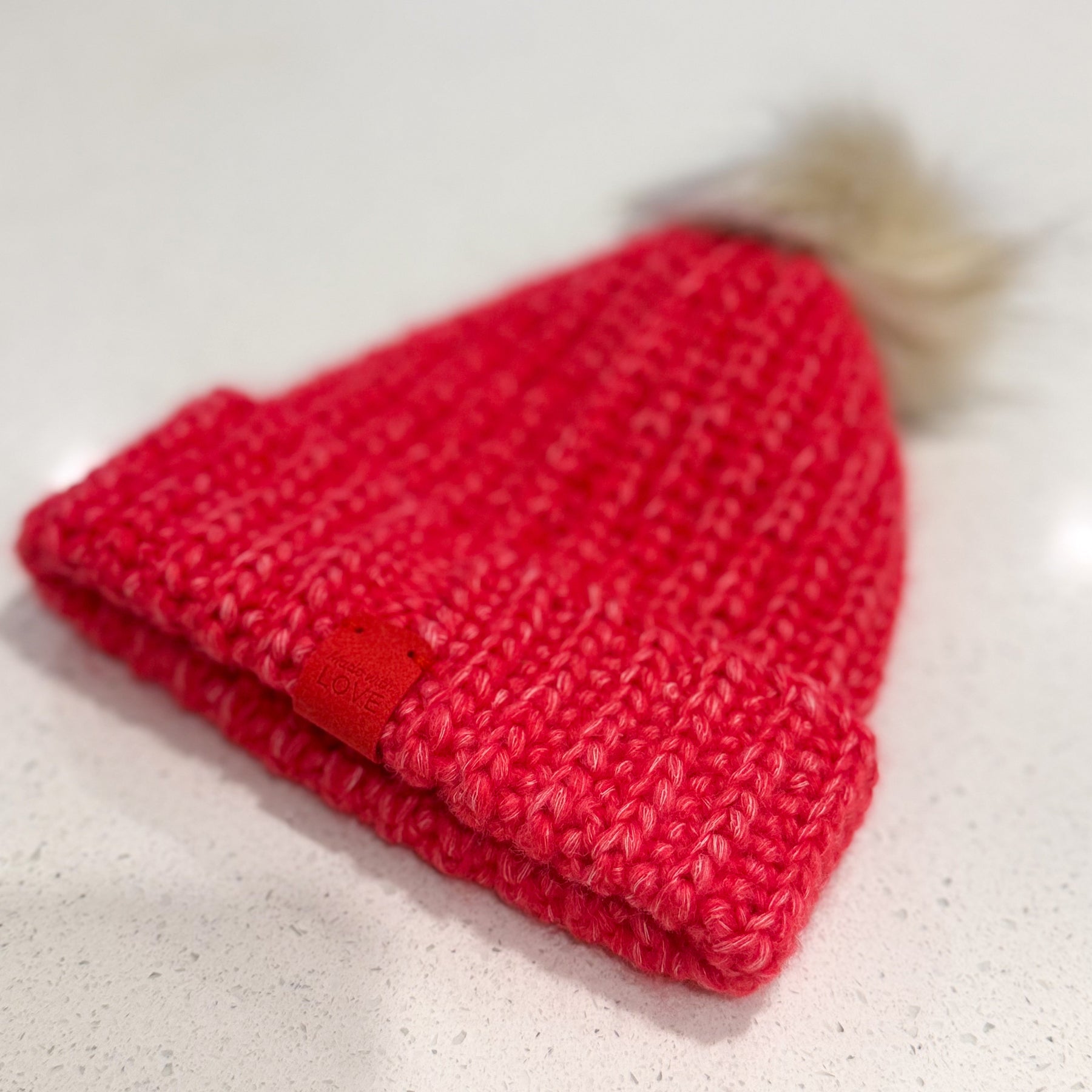 #096 Childrens Beanie with detachable Bobble