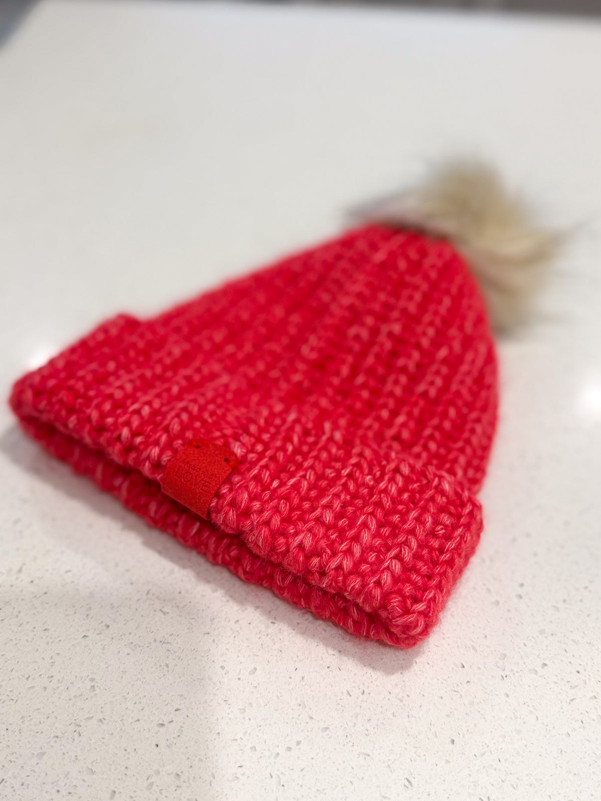 #096 Childrens Beanie with detachable Bobble