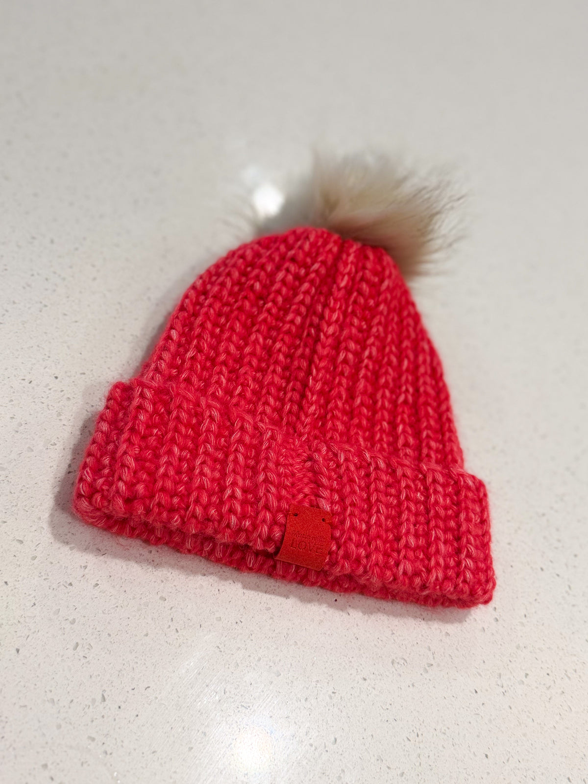 #096 Childrens Beanie with detachable Bobble
