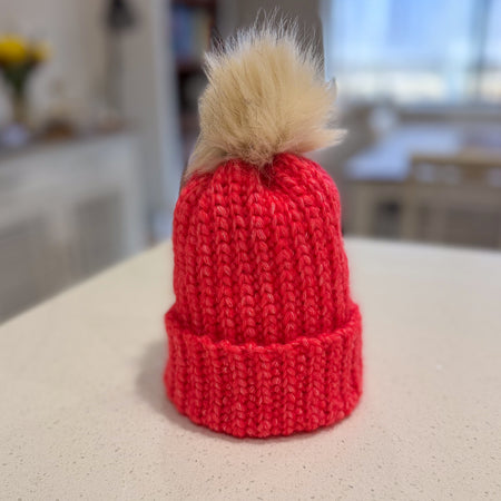 #096 Childrens Beanie with detachable Bobble