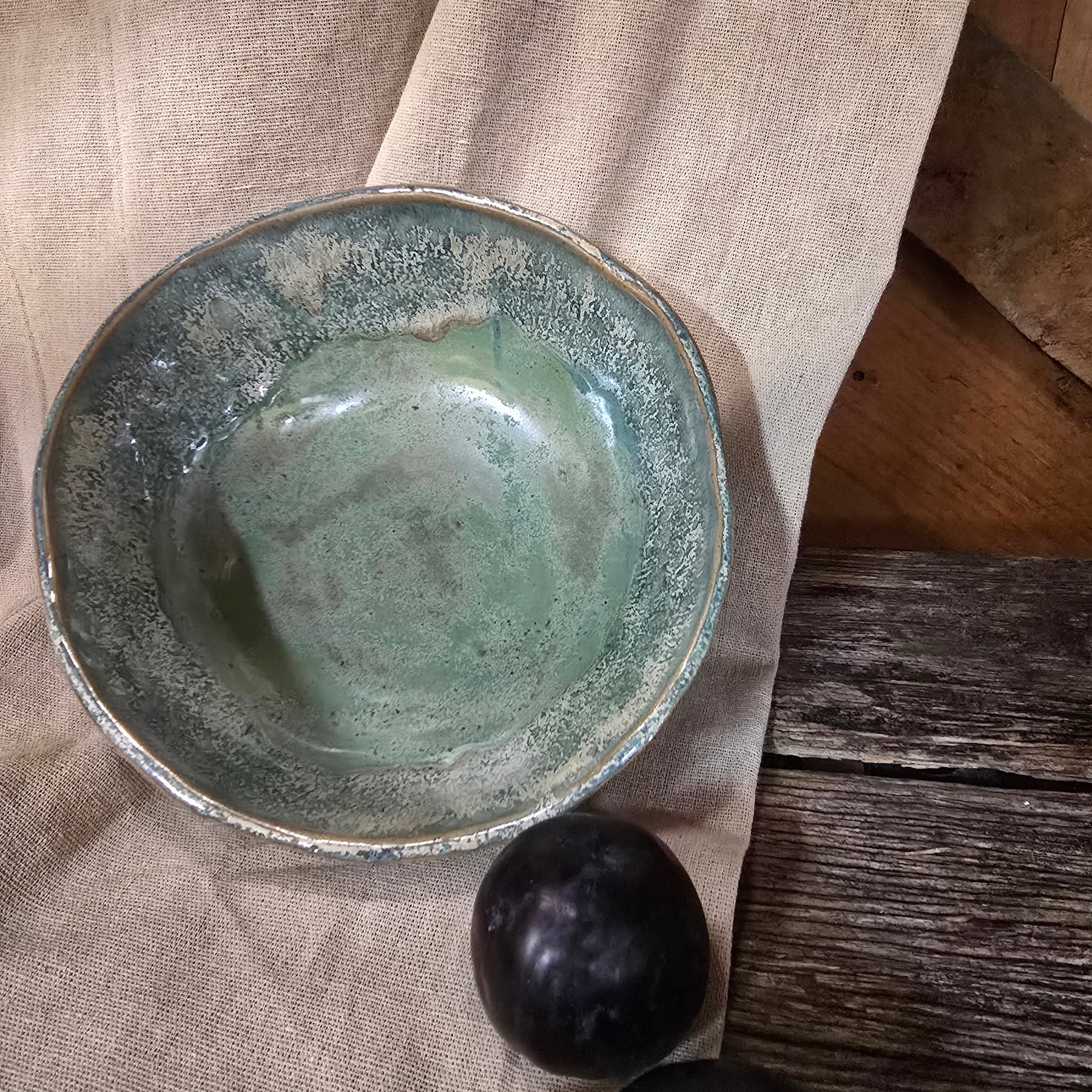 Salad bowl in gorgeous turquoise