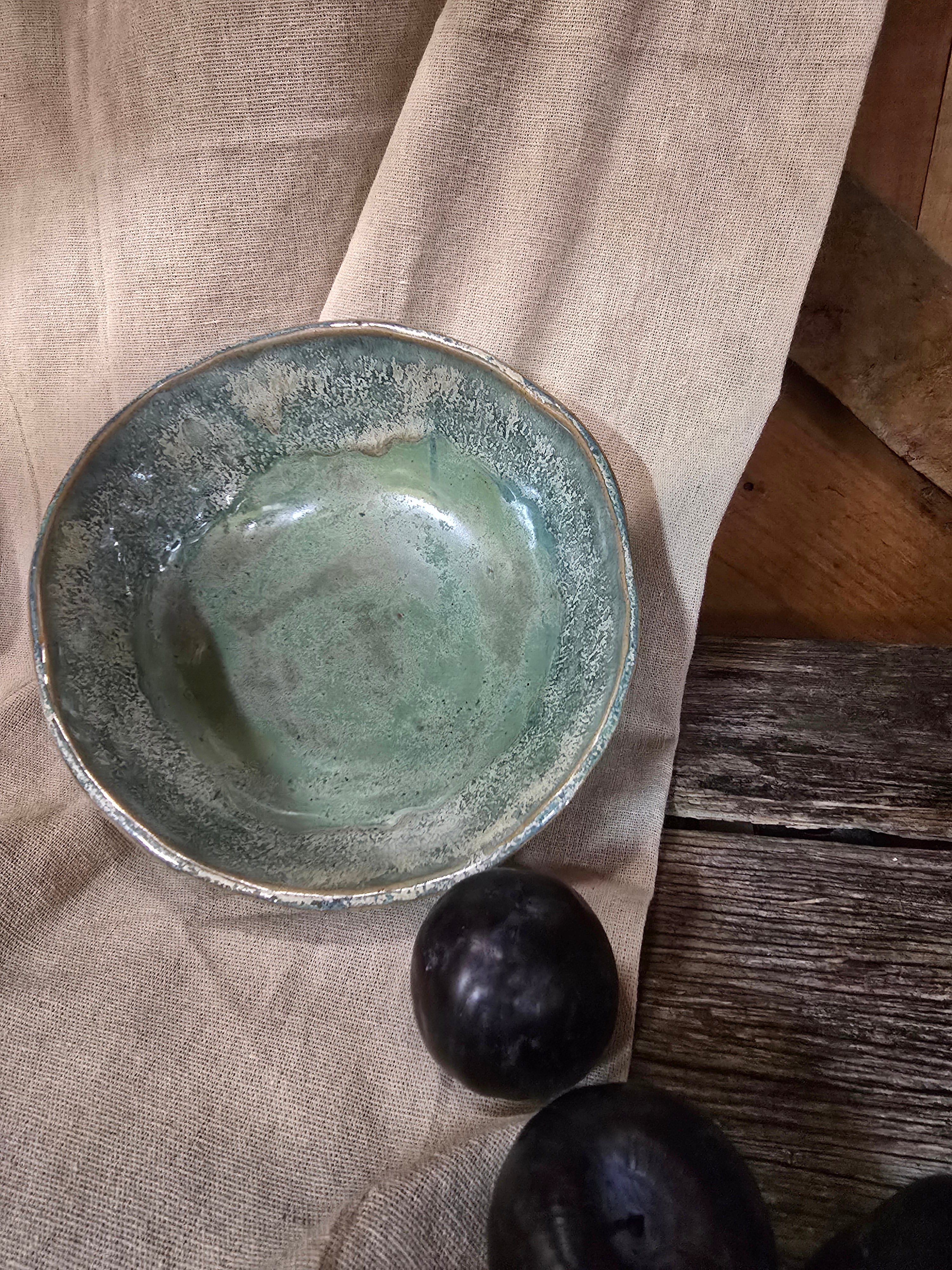 Salad bowl in gorgeous turquoise