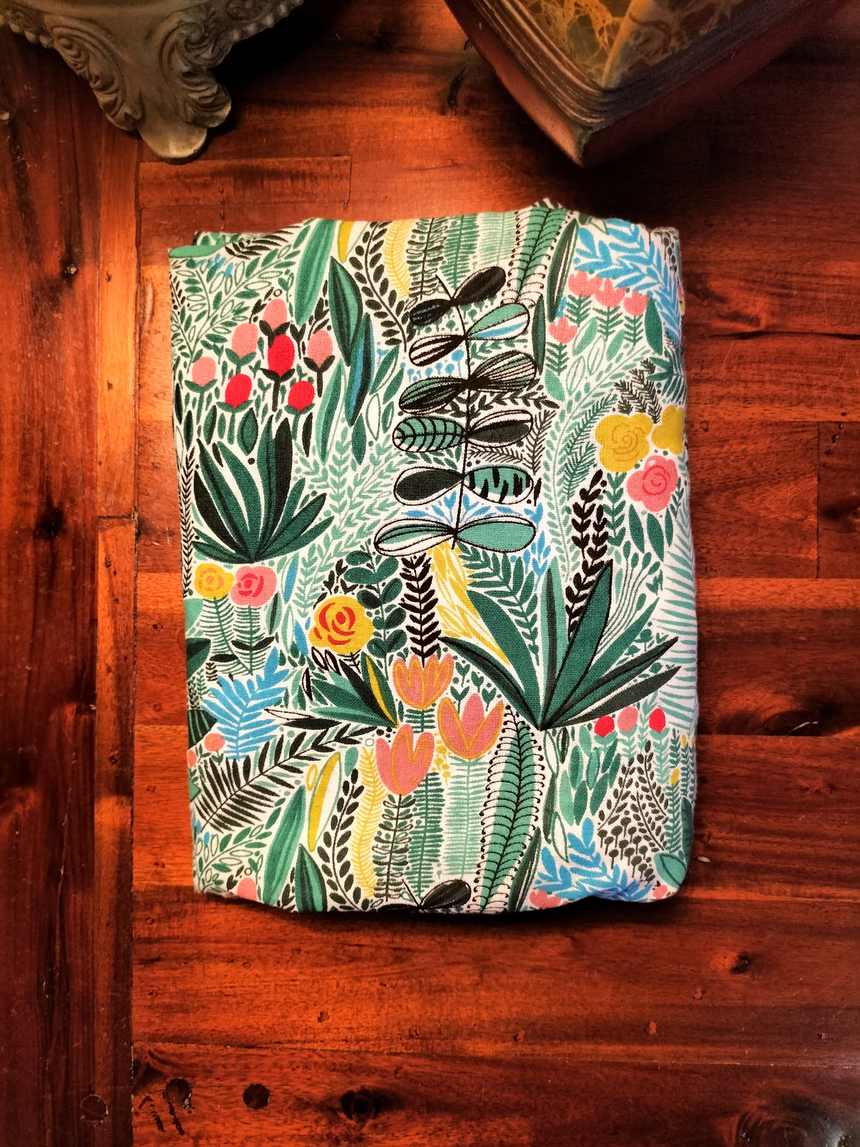 FITTED COT SHEET - JUNGLE PATTERN