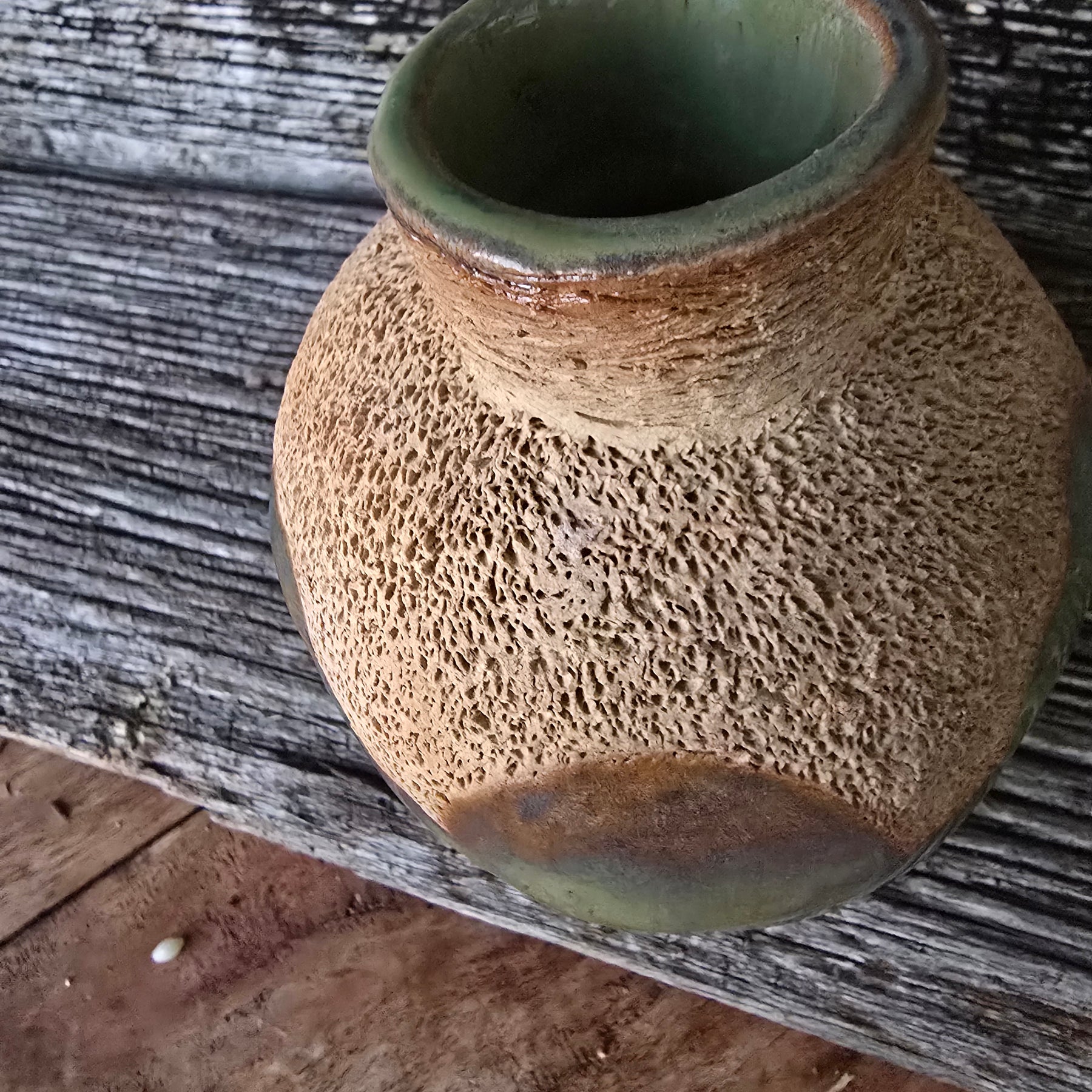 Rockpool series vase