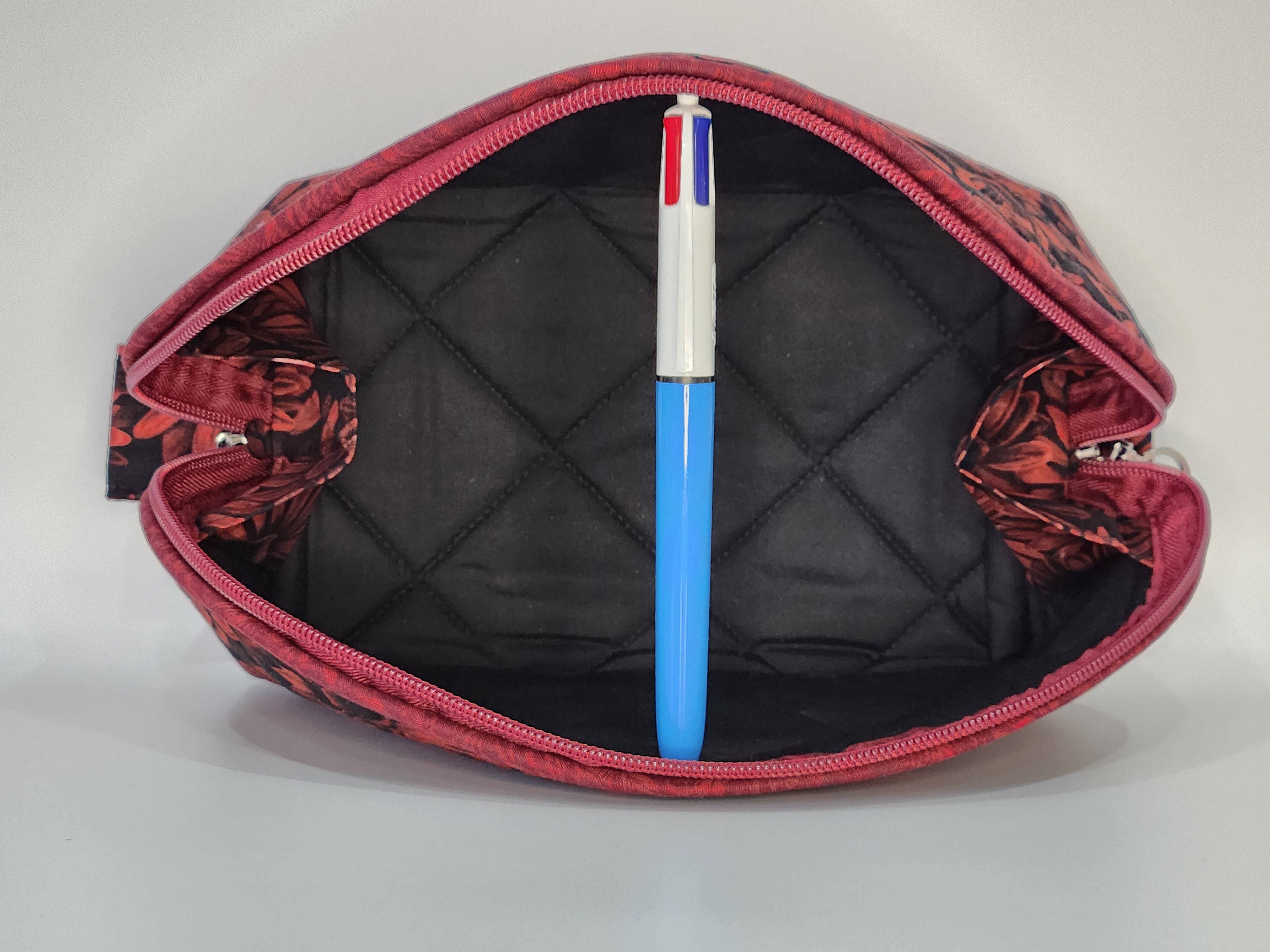 Extra Large Zippered Taco Pouch