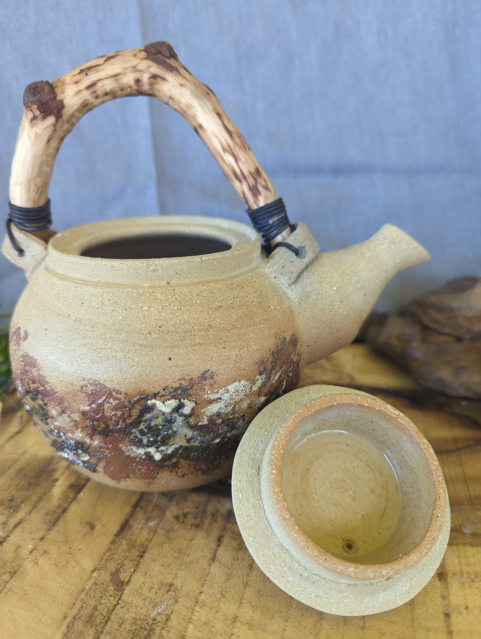 Ceramic teapot
