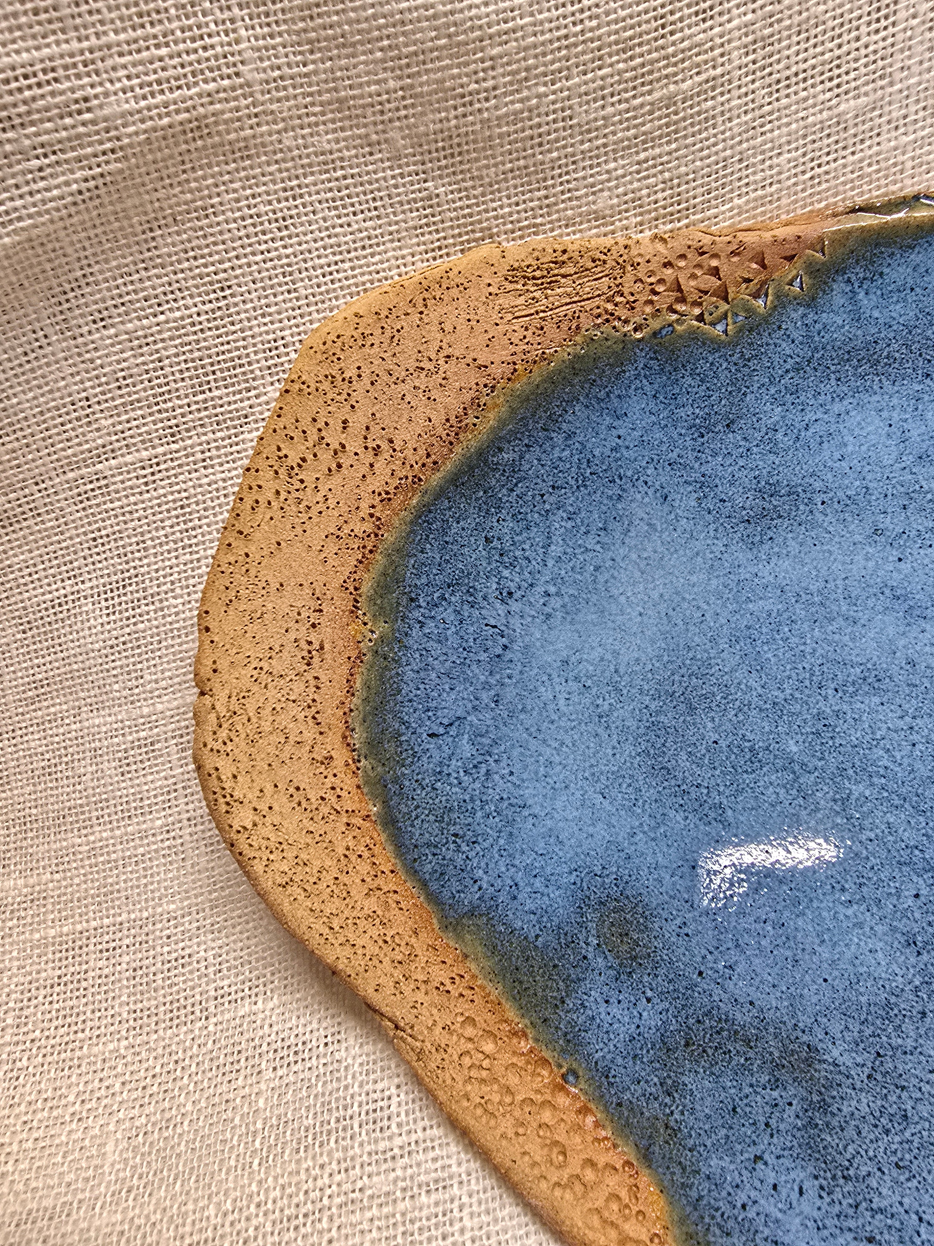 Beach lagoon plate