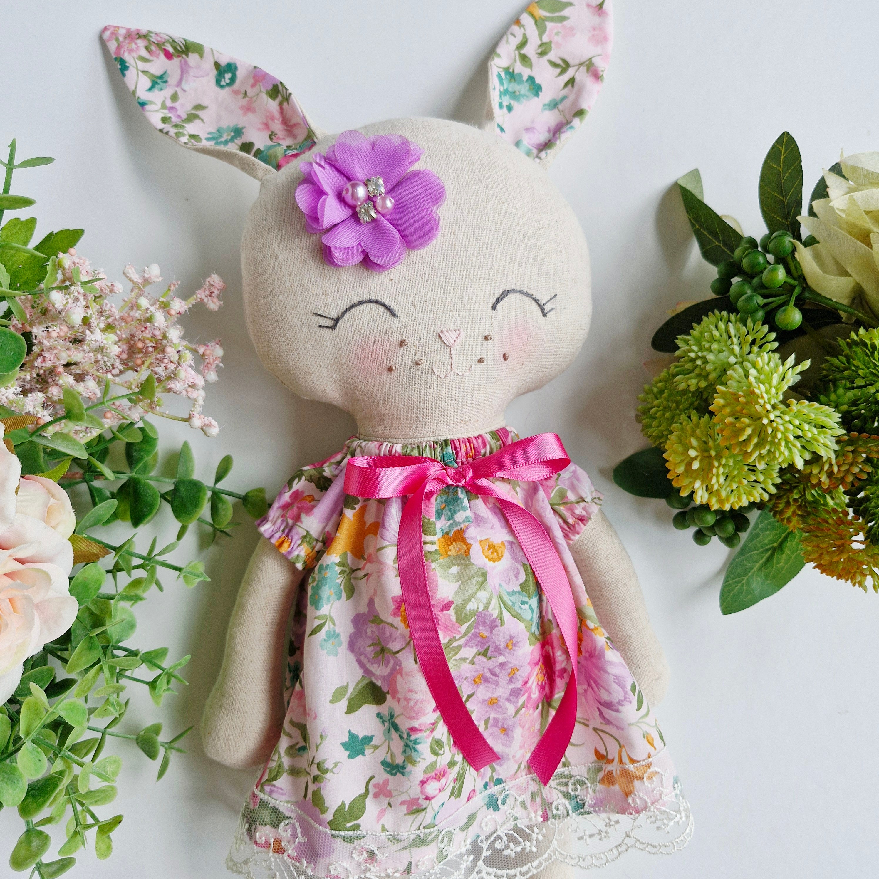 Ruby Rabbit - Bridgerton Pink