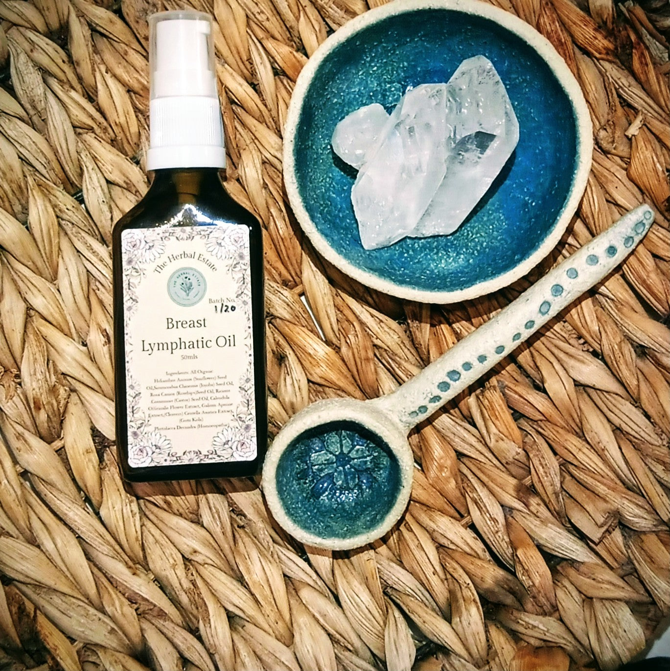 Organic Breast Lymphatic Oil. 50ml. To support gentle lymphatic flow, tissue softness, and daily self-care.