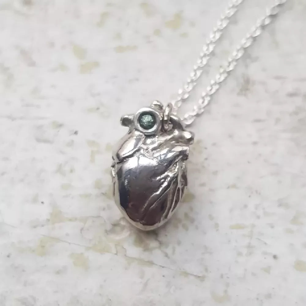 Anatomical+Heart+green sapphire