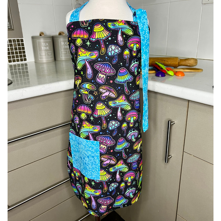 Apron .. Children's Reversible .. Mushrooms