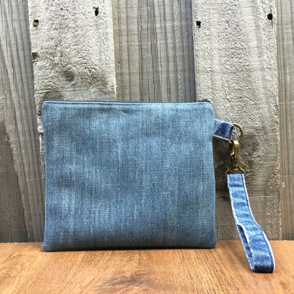 Upcycled Denim Wristlet Purse – Pocket Denim Stars