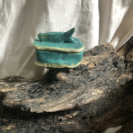 Tiny fish trinket box