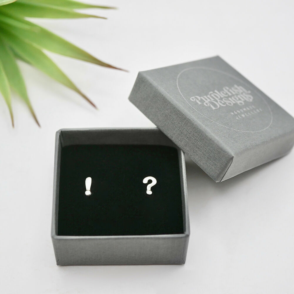 punctuation studs sterling silver gift box white sml