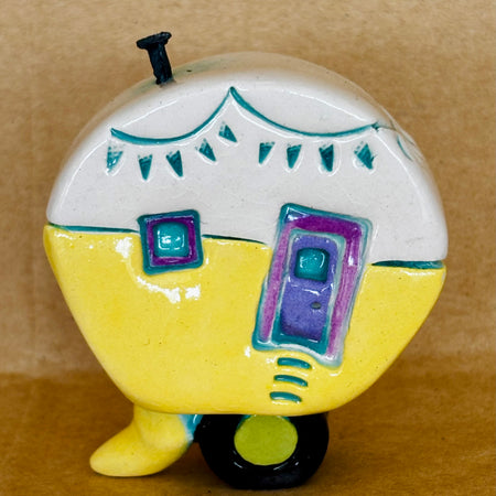 Small Retro Collectable Ceramic Caravan 4