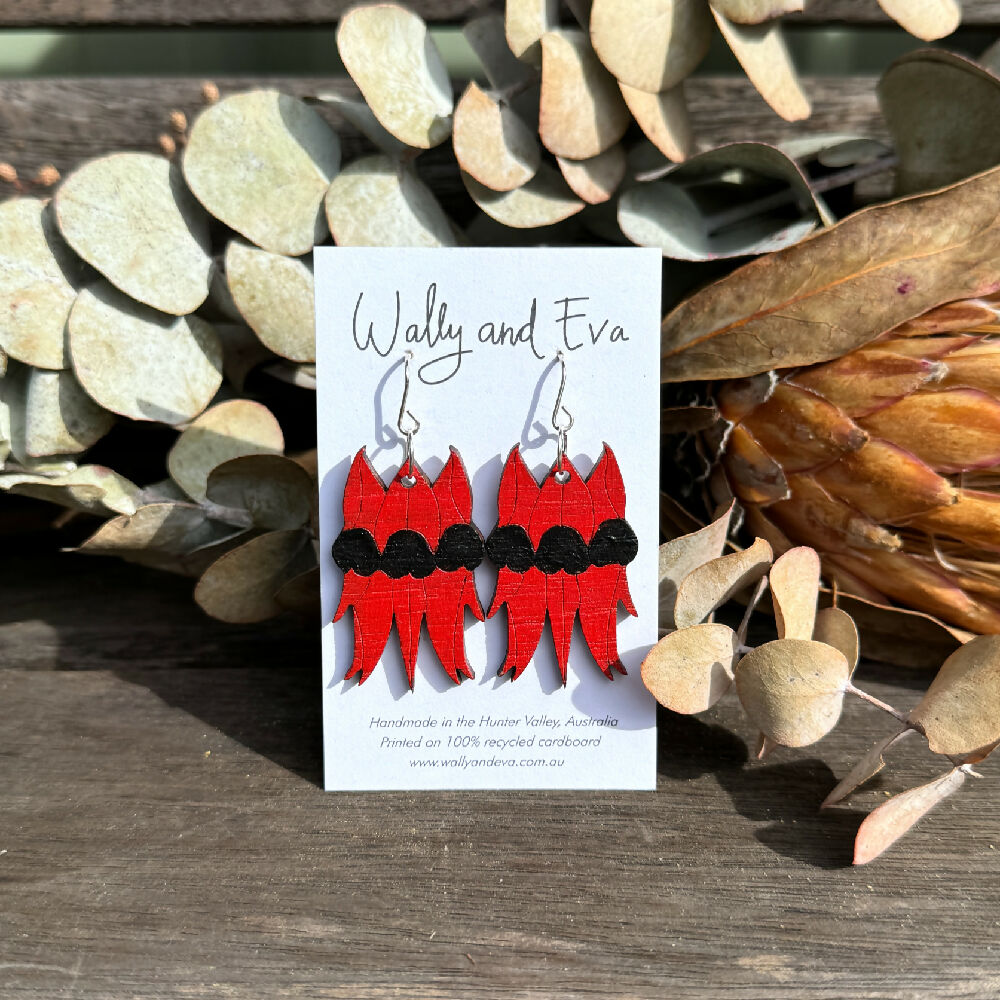 wally-and-eva-australian-hand-painted-wood-sturt-desert-pea-earrings