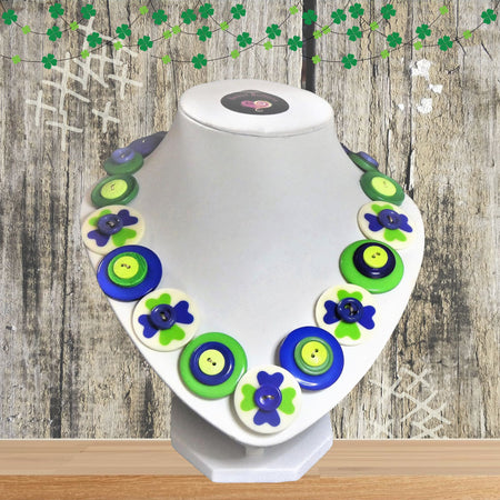 Button necklace - Four Leaf Clover