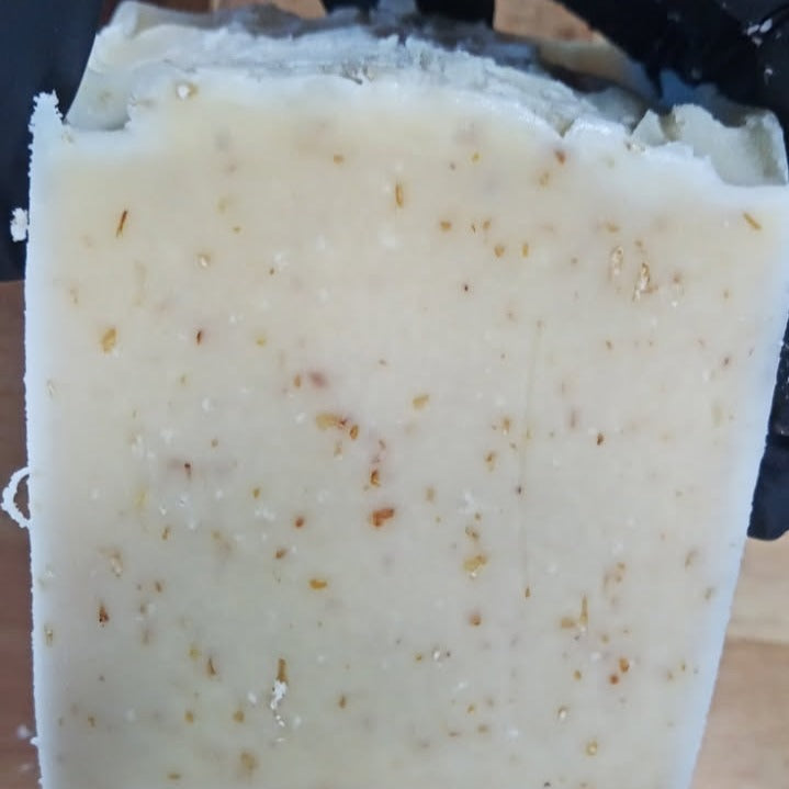 2 bars of Oat and Honey Cold Processed Soap 120g each. Ready mid April 2026