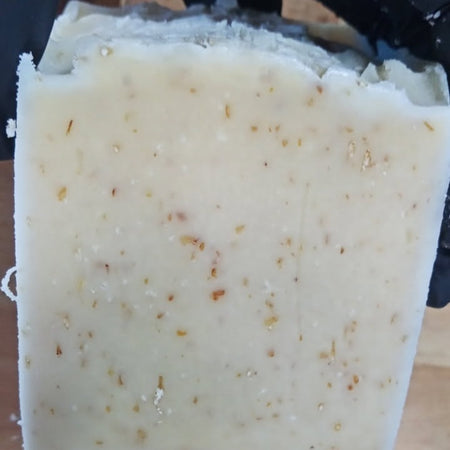 2 bars of Oat and Honey Cold Processed Soap 120g each. Ready mid April 2026