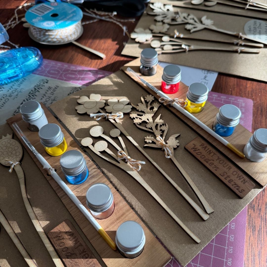 Paint Your Own Everlasting Wooden Stems Kit