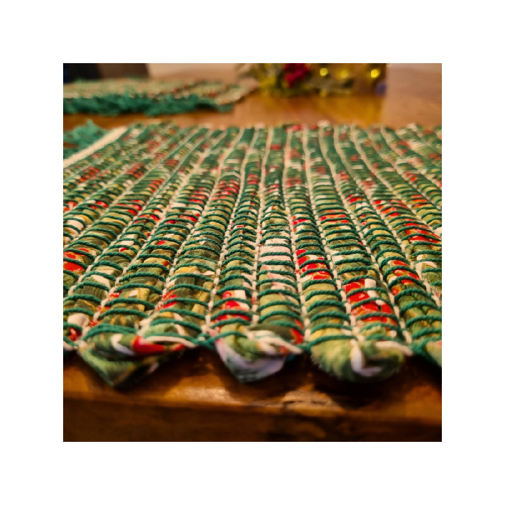 Handwoven placemats 100% cotton holly set of 4 Christmas decor