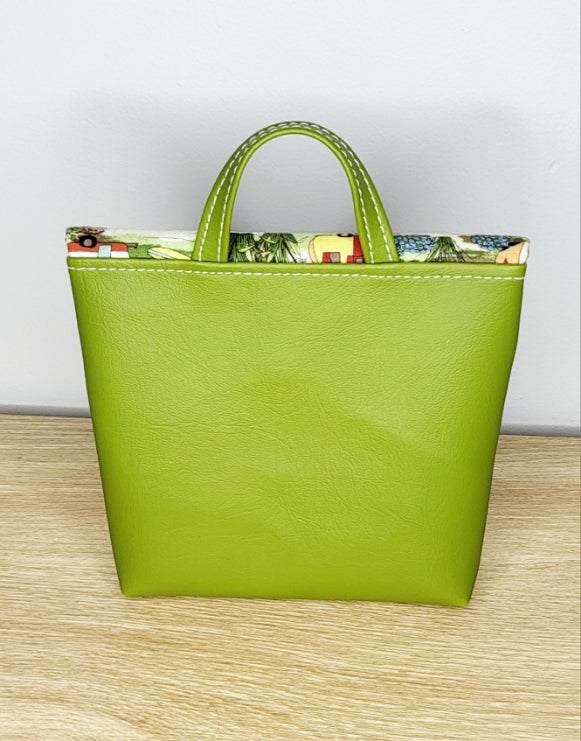 Fill Me Up Fold over Pouch/Caravans