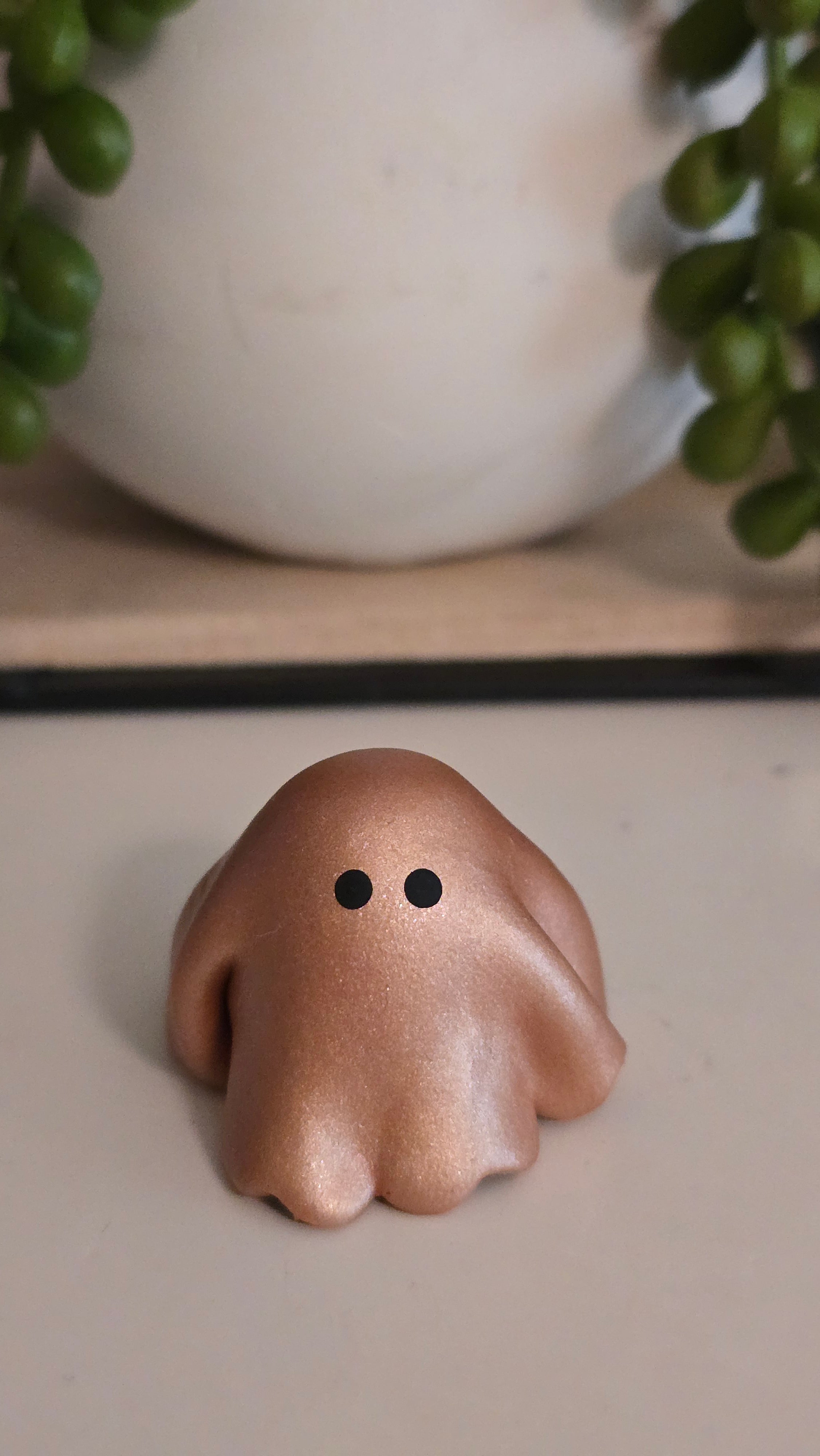 Shimmery Ghostie 👻✨️👻