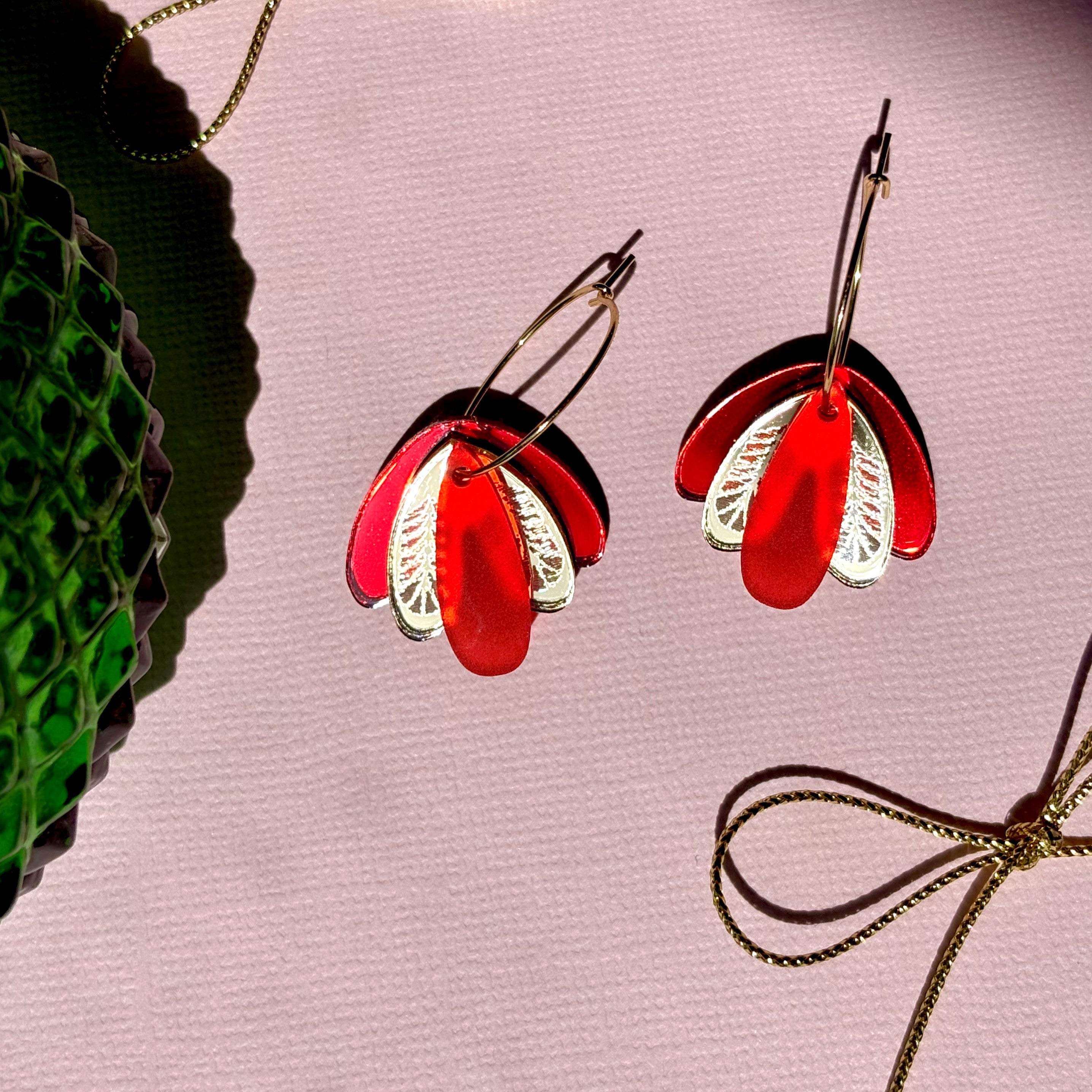 Christmas Earrings Fids Flower Red Gold and frost red