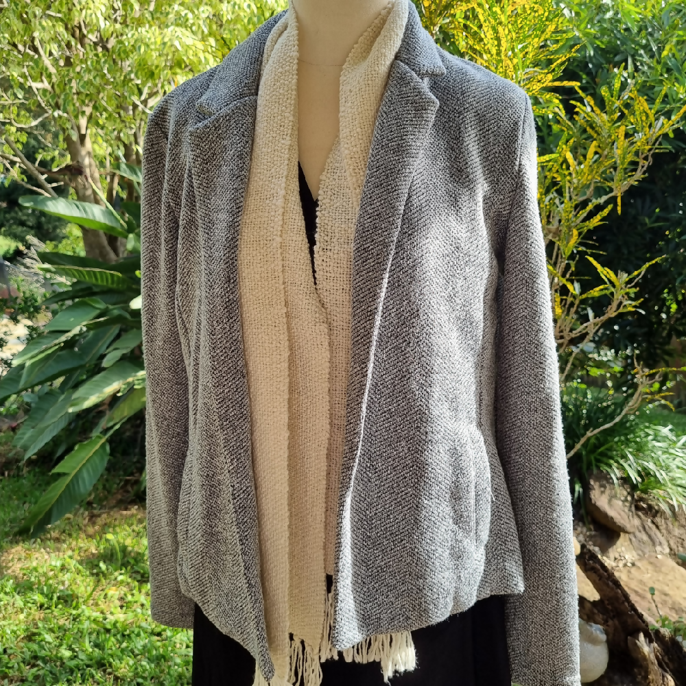australian-artist-handmade-handwoven-cream-scarf-2
