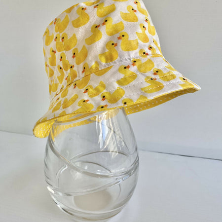 Summer hat in rubber duckie fabric