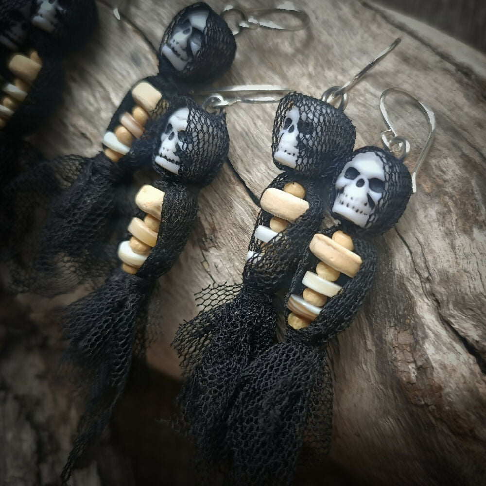 halloween skull face creeper earrings australian handmade side 1