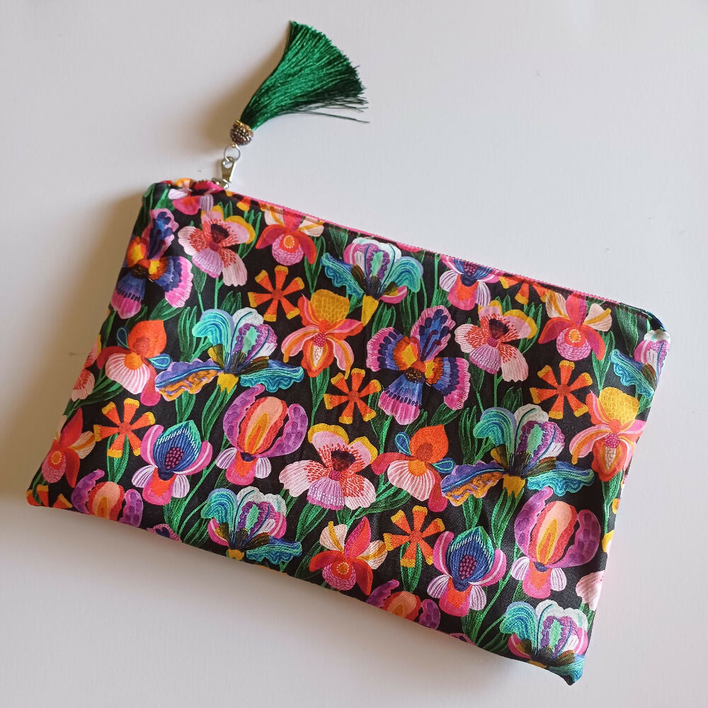 Kirsten Katz - Cosmetic Bag - Water Resistant Lining