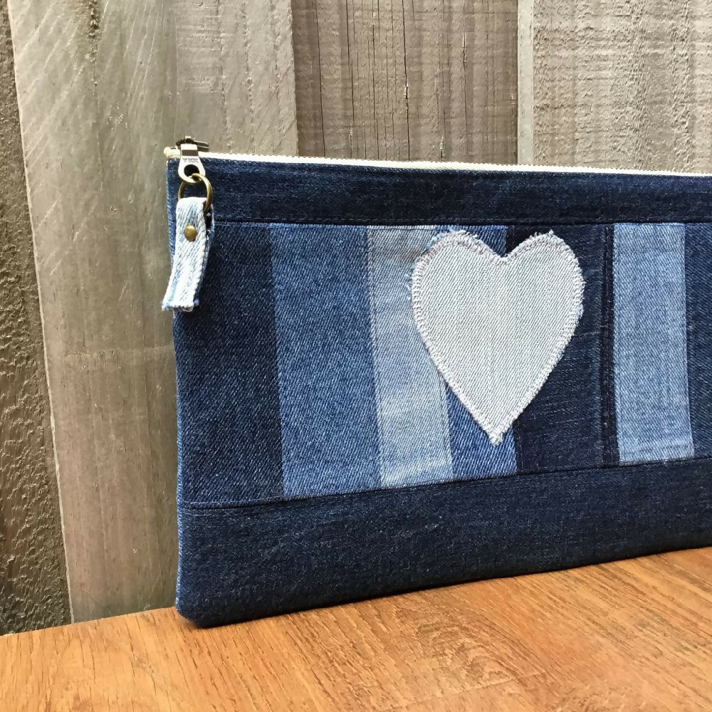 upcycled_denim_pouch_08d