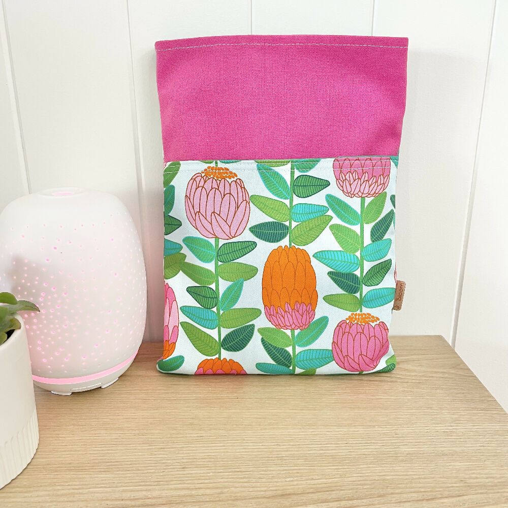 Book Sleeve~ Bright Proteas