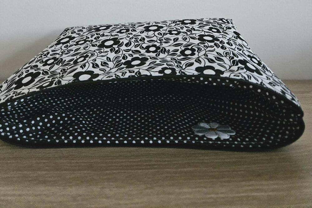 Zipper Pouch Black and White Daisy Design