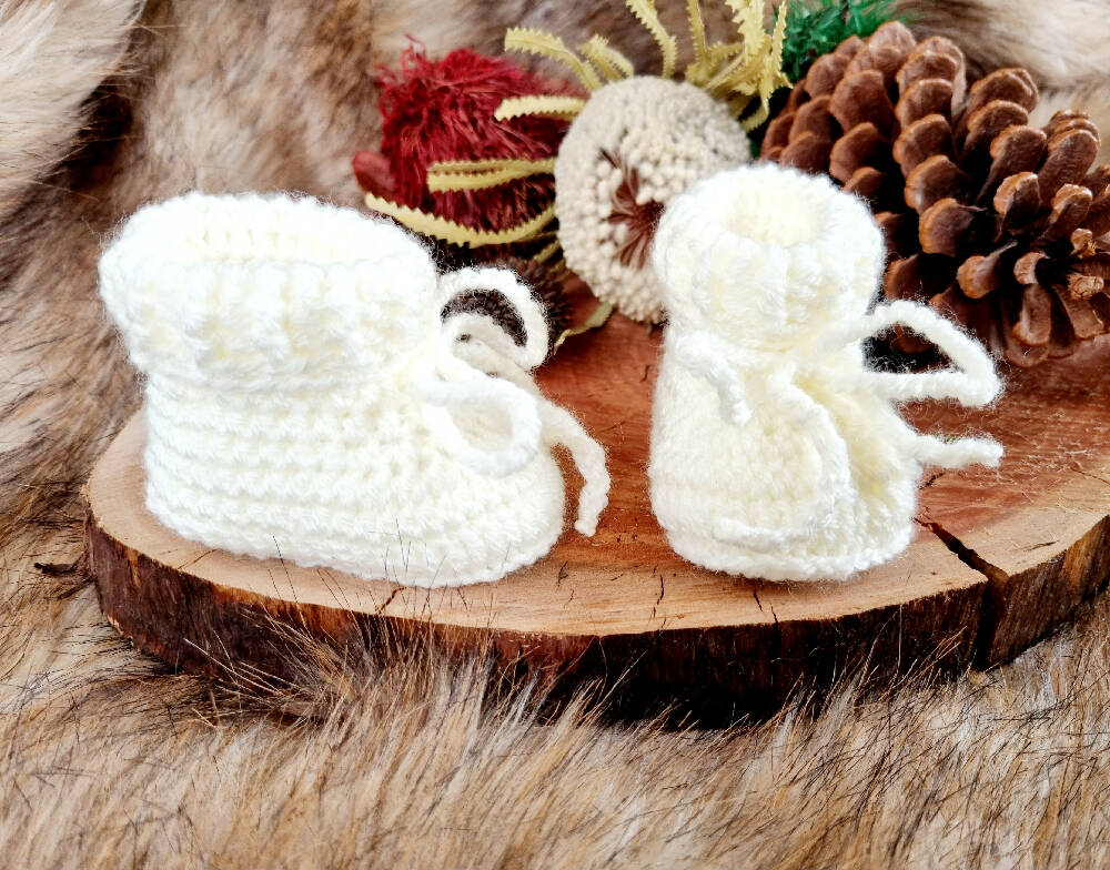 Baby Booties | Newborn | Cream/Off White | Crochet | Knit | Shoes | Socks