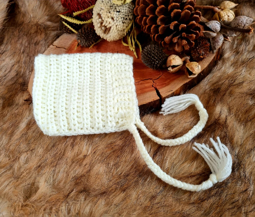 Baby Pixie Bonnet Cream/Off White Vintage Crochet Newborn Beanie Hat