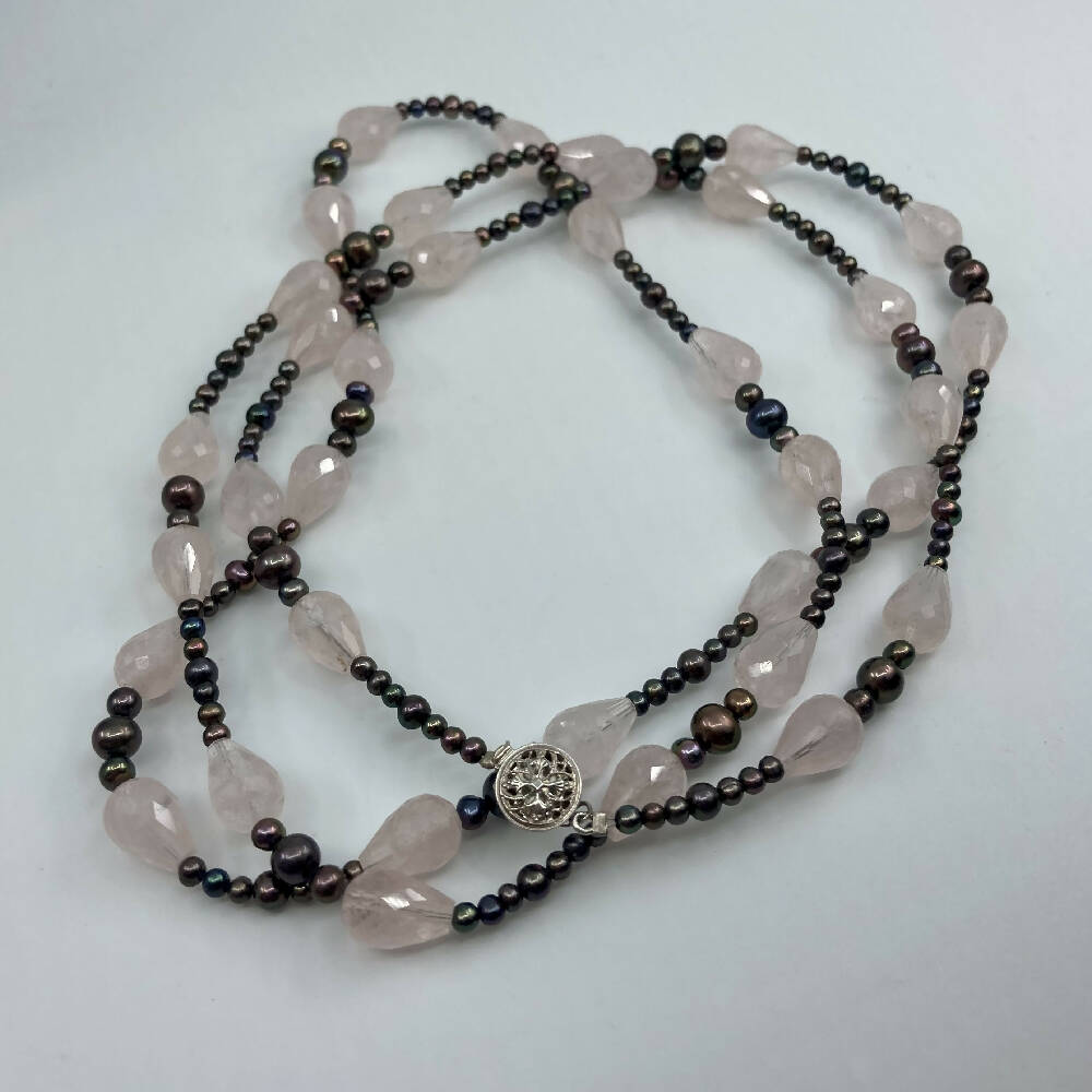 Rose quartz and black fresh water pearls long necklace 3