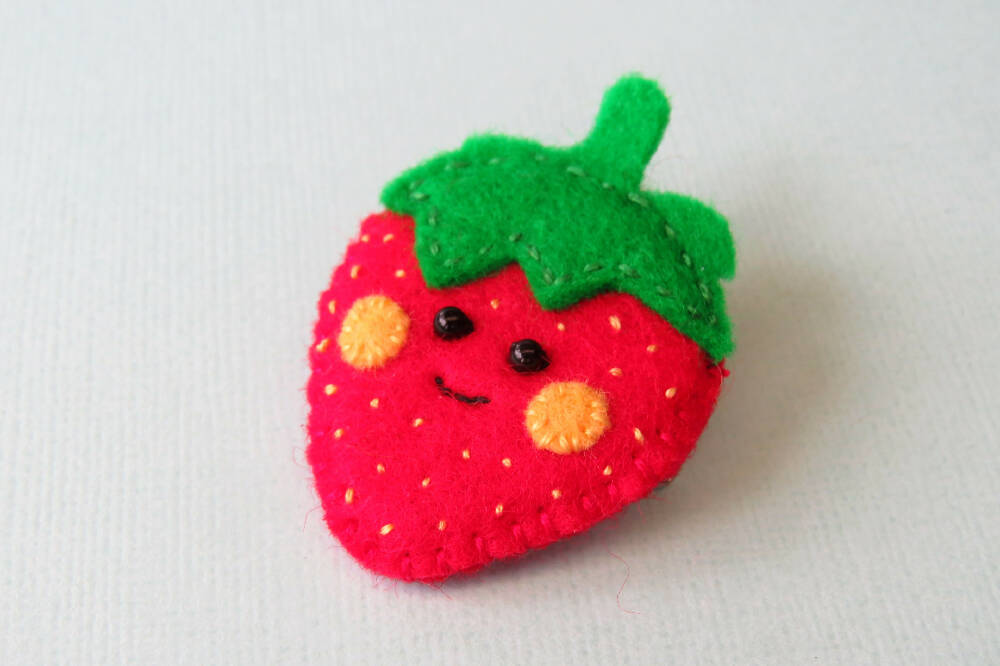 Strawberry Brooch - Wool Felt Embroidered Pin