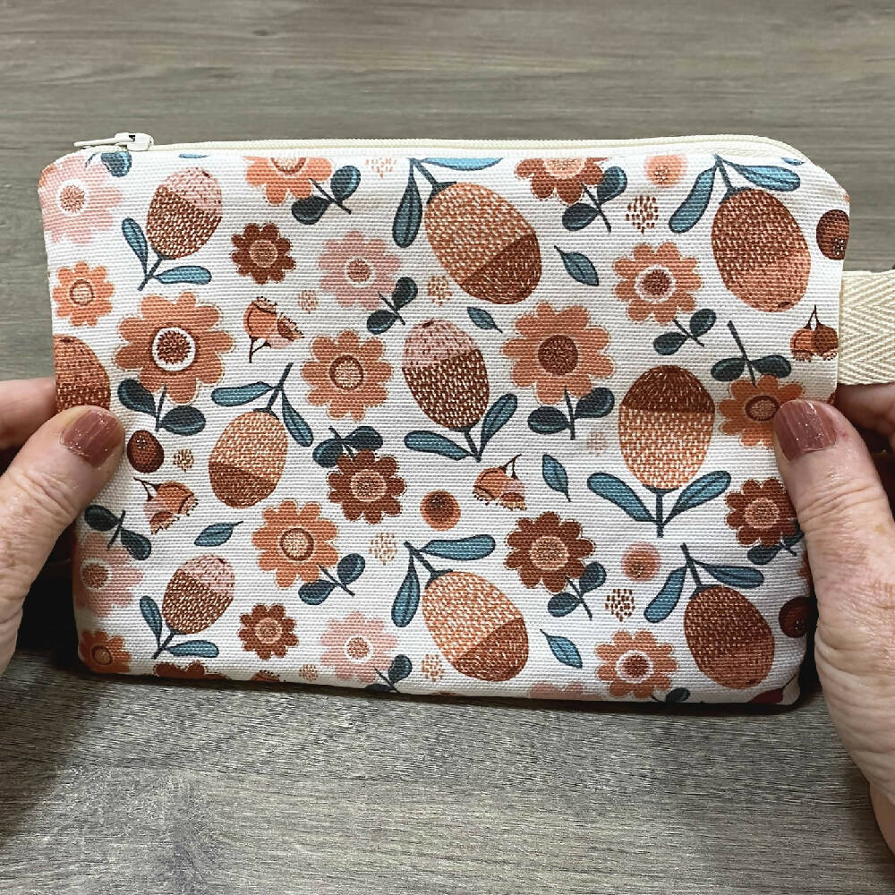 zp-038-Australian-Modern-Banksia-Flowers-Zipper-Pouch-A2