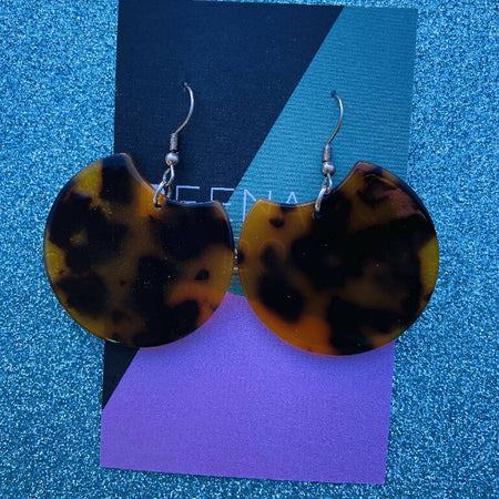 Tortoiseshell hook earrings