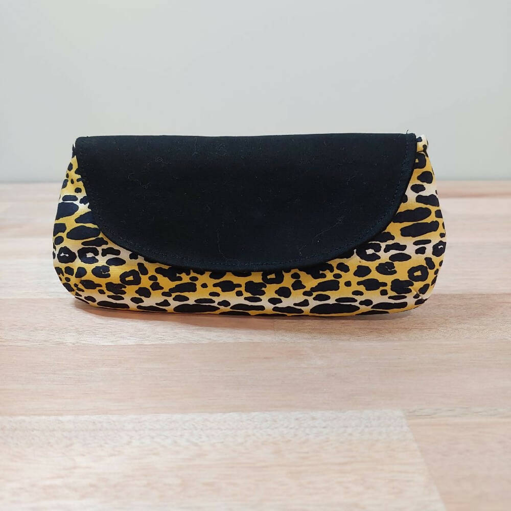 Leopard Patterned Eyeglasses or small Makeup Case