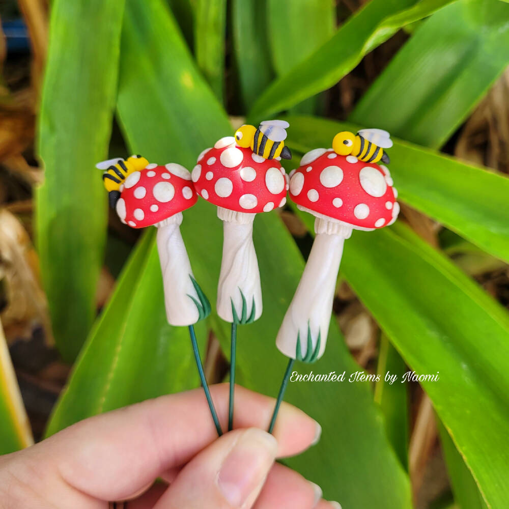 Set of 3 Red fairy garden Mushrooms with bumblebees