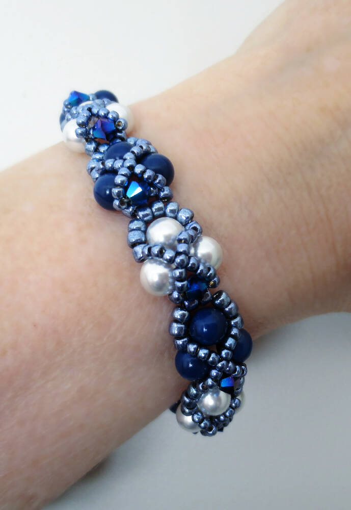 Swarovski Crystal Pearl Triad Necklace and Bracelet Set